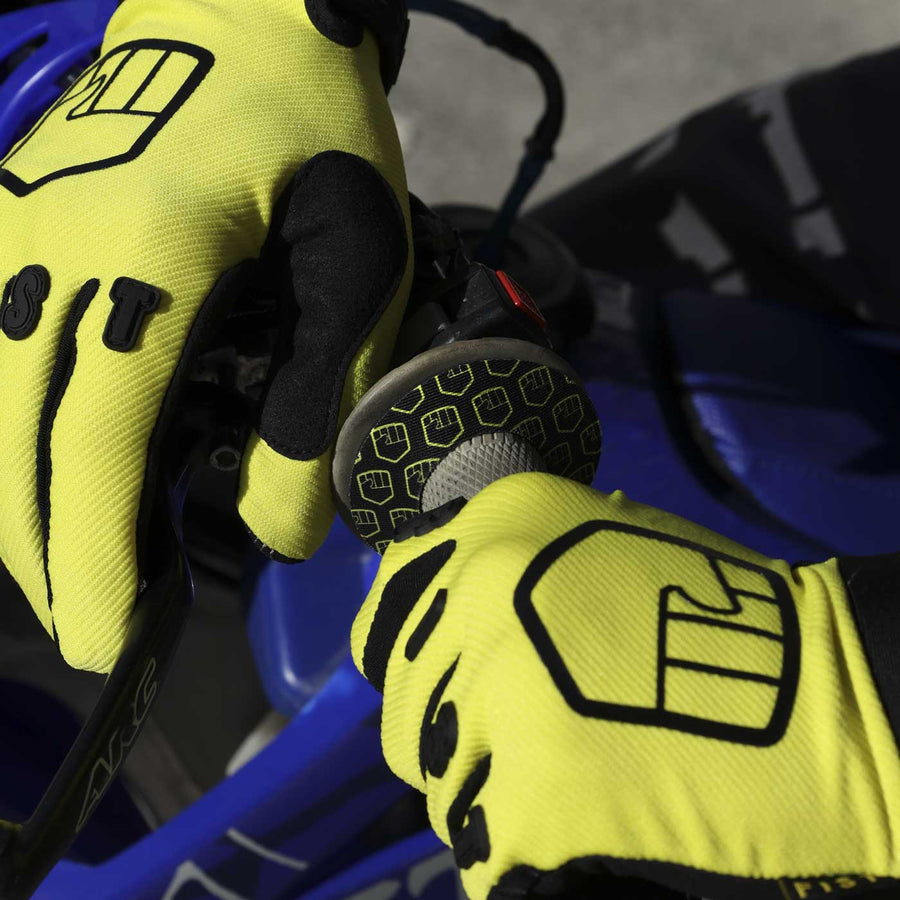 FIST BLACK N YELLOW GRIP DONUT