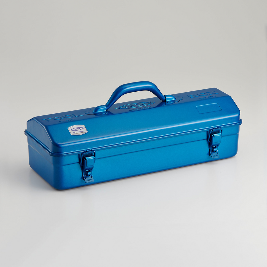 Toyo Steel Y-410 Camber Top Blue. Vibrant blue steel container with a camber-top cover and round handle, offering durability and a bold look. 1.5kg.